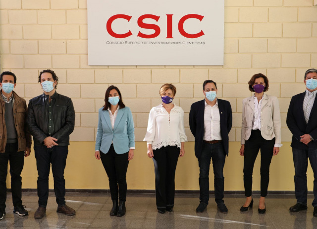 Visita de la rectora de la ULL al IPNA-CSIC