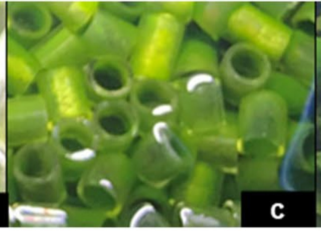 Recirculating packed-bed biofilm photobioreactor combined with membrane ultrafiltration as advanced wastewater treatment